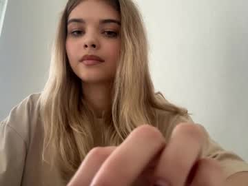 Naughty_Dreams_Xo May 03, 2025 Chaturbate stream image