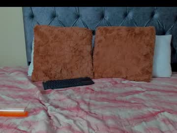 Miavelvet07 May 03, 2025 Chaturbate stream image