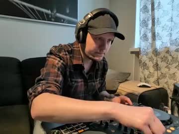 Peewpewlazer May 03, 2025 Chaturbate stream image