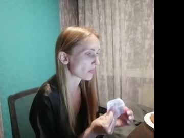Kira_Morekiss May 03, 2025 Chaturbate stream image
