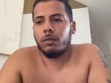 Kzen37313 May 03, 2025 Chaturbate stream image
