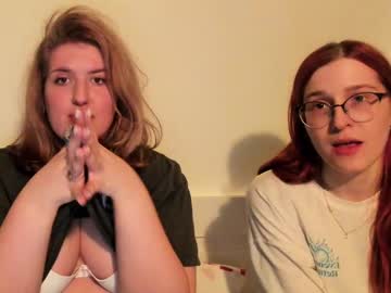 Pieni_Kissa May 03, 2025 Chaturbate stream image