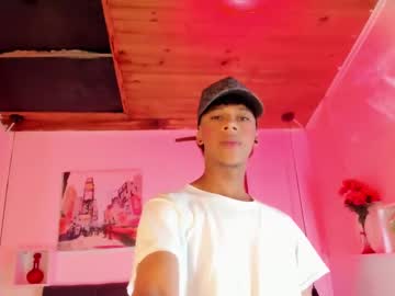 Hailey_Blooom_ May 04, 2025 Chaturbate stream image