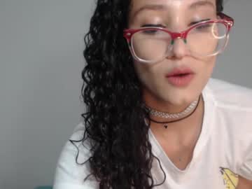 Petite_Kurly_Qt May 04, 2025 Chaturbate stream image