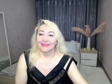 Lova_Blonde May 04, 2025 Chaturbate stream image