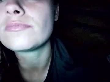 Zellelajay2009 May 04, 2025 Chaturbate stream image