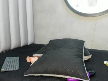 Maikel_Fox69_ May 04, 2025 Chaturbate stream image