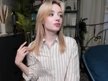 Wi11ow_Whisper May 04, 2025 Chaturbate stream image