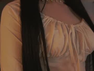 Theaura May 04, 2025 Chaturbate stream image