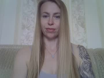 Stardustrose May 04, 2025 Chaturbate stream image