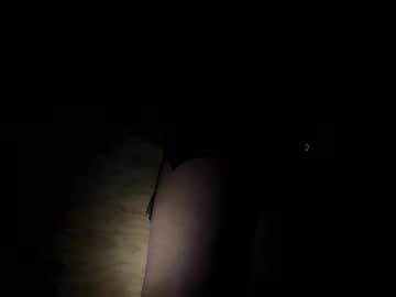 Handsomeda1 May 04, 2025 Chaturbate stream image