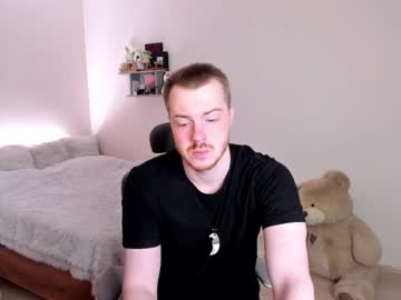 2wild2passion May 04, 2025 Chaturbate stream image