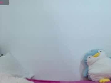 Mia__07 May 04, 2025 Chaturbate stream image
