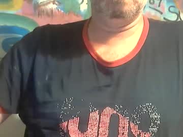 Silversurfer10101 May 04, 2025 Chaturbate stream image