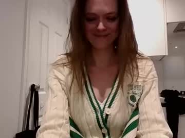 Pixiehole4u May 04, 2025 Chaturbate stream image