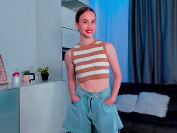 Rexannehessey May 05, 2025 Chaturbate stream image