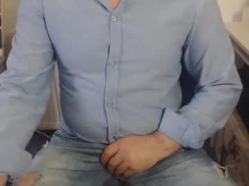 Mike_Master30 May 05, 2025 Chaturbate stream image