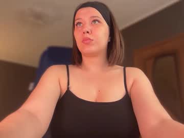 Timid_Foxxx May 05, 2025 Chaturbate stream image