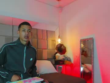 Hansel_Y_Greteel May 05, 2025 Chaturbate stream image