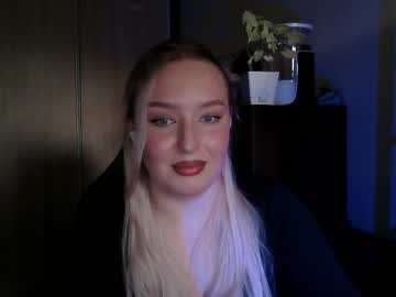 Amarabreeze May 05, 2025 Chaturbate stream image
