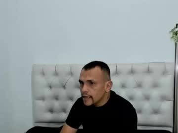 Juanpis_Rock May 05, 2025 Chaturbate stream image
