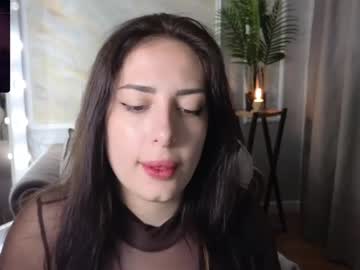 Revolucia_07 May 05, 2025 Chaturbate stream image