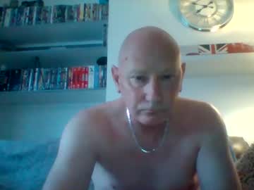 Drewboy292455 May 05, 2025 Chaturbate stream image