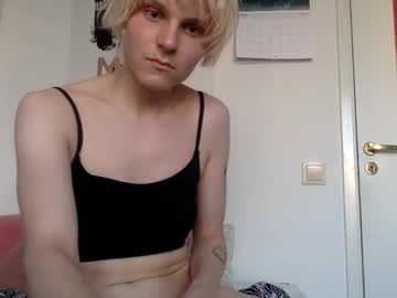 Transsigne May 05, 2025 Chaturbate stream image