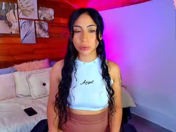 Amber_Curly May 05, 2025 Chaturbate stream image