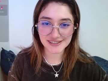 Caitlyn336 May 05, 2025 Chaturbate stream image