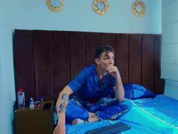Keytwoo May 05, 2025 Chaturbate stream image