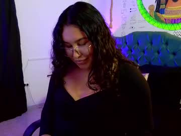 Thamara_Ruiz May 05, 2025 Chaturbate stream image