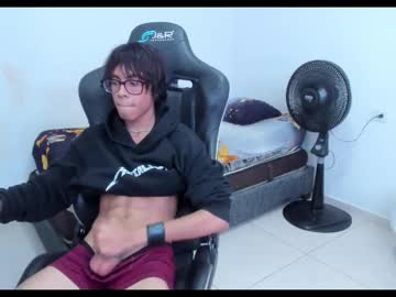 Andrewpetrikov_ May 05, 2025 Chaturbate stream image
