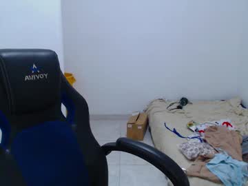 Blumbum May 05, 2025 Chaturbate stream image