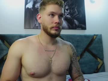 Valentino_Ferrari28 May 06, 2025 Chaturbate stream image