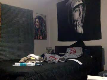 Oystersbaby562 May 06, 2025 Chaturbate stream image