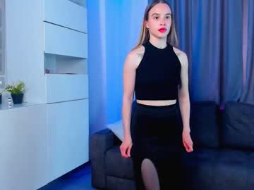 Rexannehessey May 06, 2025 Chaturbate stream image