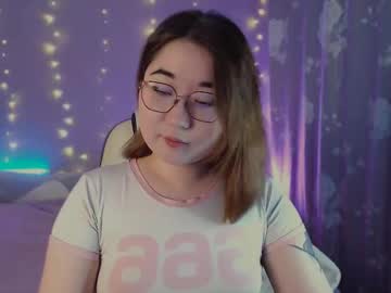 Eva_Peach18 May 06, 2025 Chaturbate stream image