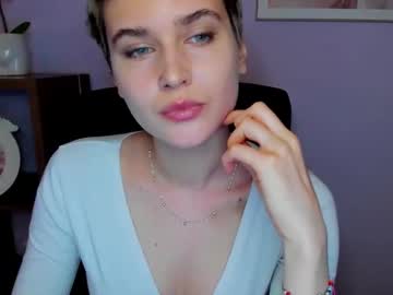 Sarah_Desire01 May 06, 2025 Chaturbate stream image