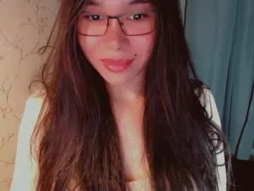 Angelariches May 06, 2025 Chaturbate stream image