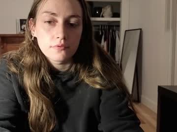 Clover_Tully May 06, 2025 Chaturbate stream image