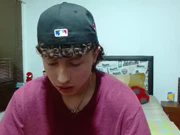 Aron_Miller18 May 06, 2025 Chaturbate stream image