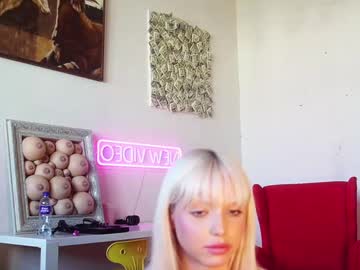 Barbie_Dollhouse May 06, 2025 Chaturbate stream image