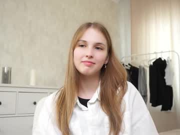 Hildgaillard May 06, 2025 Chaturbate stream image
