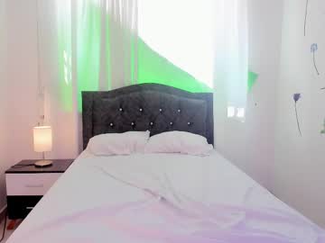 Ariatna_Latina May 06, 2025 Chaturbate stream image