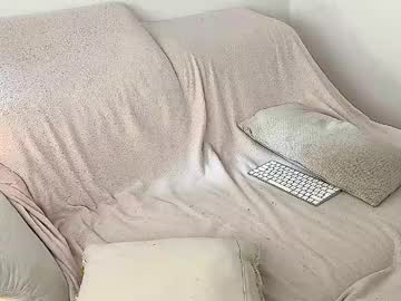 1psycho2boogie May 06, 2025 Chaturbate stream image