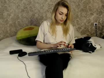 Ellamilla May 06, 2025 Chaturbate stream image