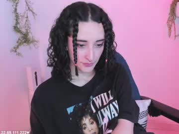 Evee_Uwu May 06, 2025 Chaturbate stream image