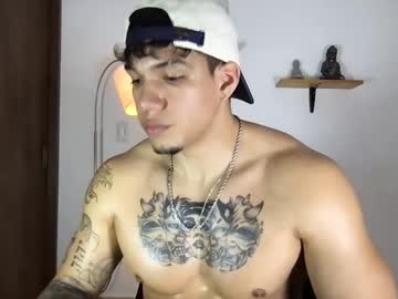 Axel_Taylor21 May 06, 2025 Chaturbate stream image