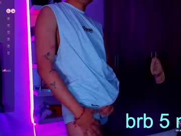 Jhonnysweetsugar May 06, 2025 Chaturbate stream image